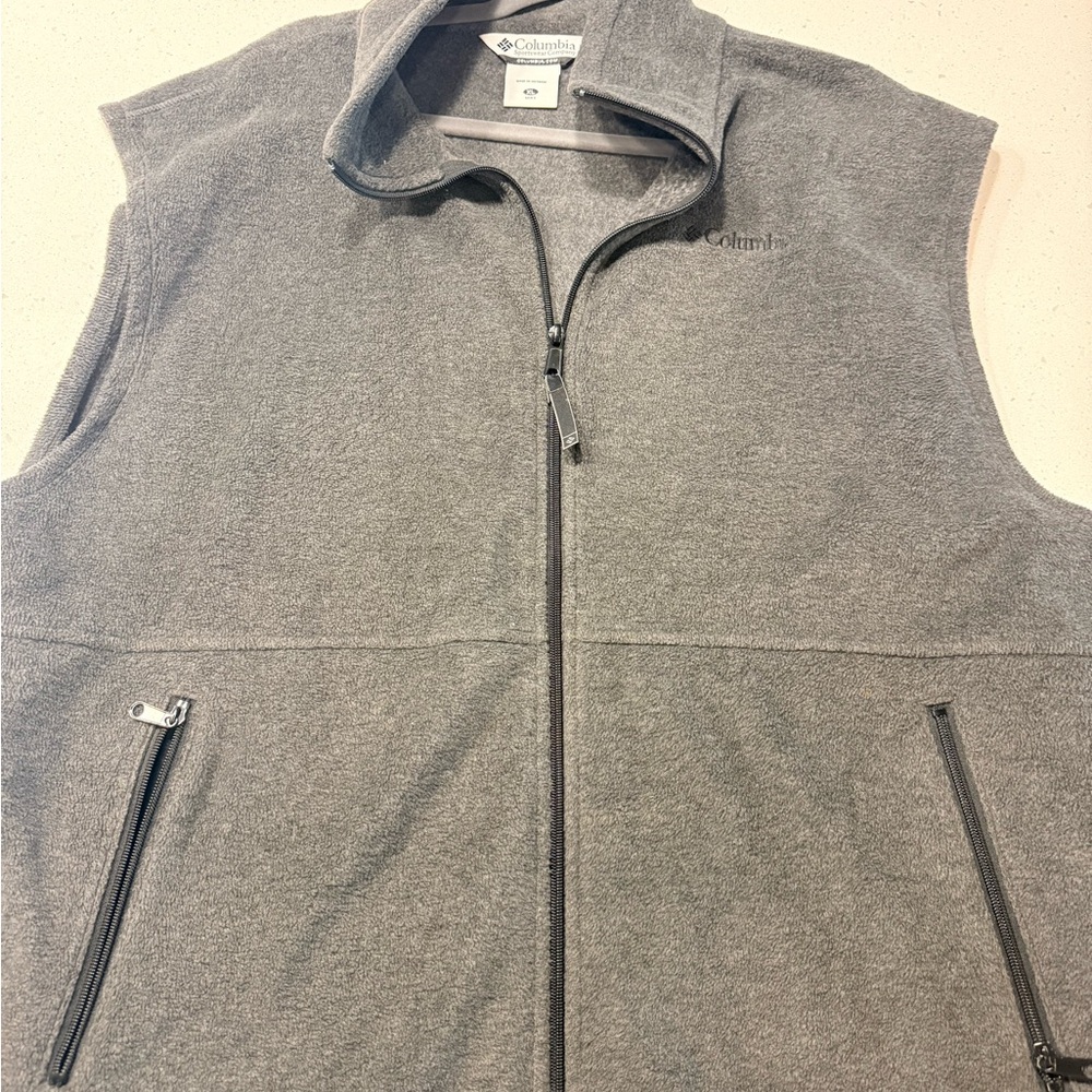 Columbia Men Charcoal Full-Zip Vest size XL